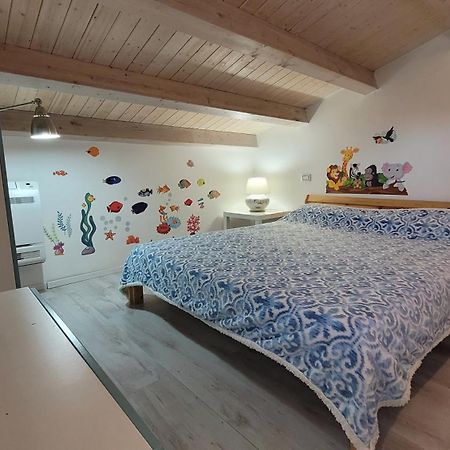 Asinaro Residence - Fronte Mare Calabernardo Ruang foto