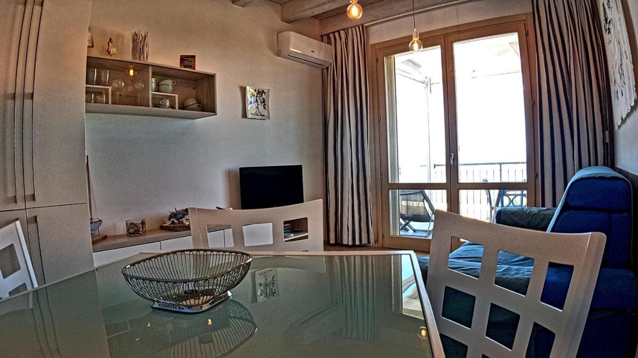 Asinaro Residence - Fronte Mare Calabernardo Bagian luar foto