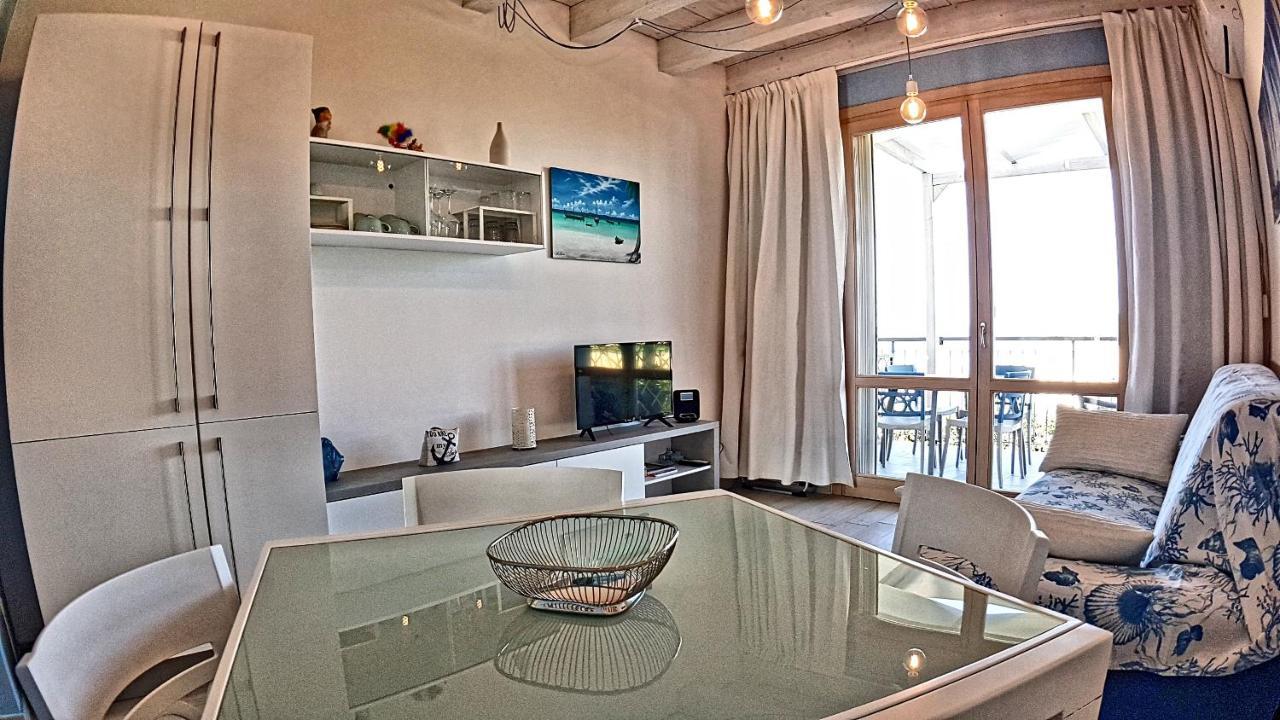 Asinaro Residence - Fronte Mare Calabernardo Bagian luar foto