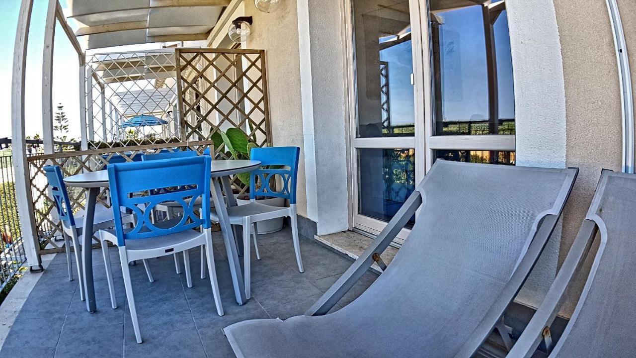 Asinaro Residence - Fronte Mare Calabernardo Bagian luar foto